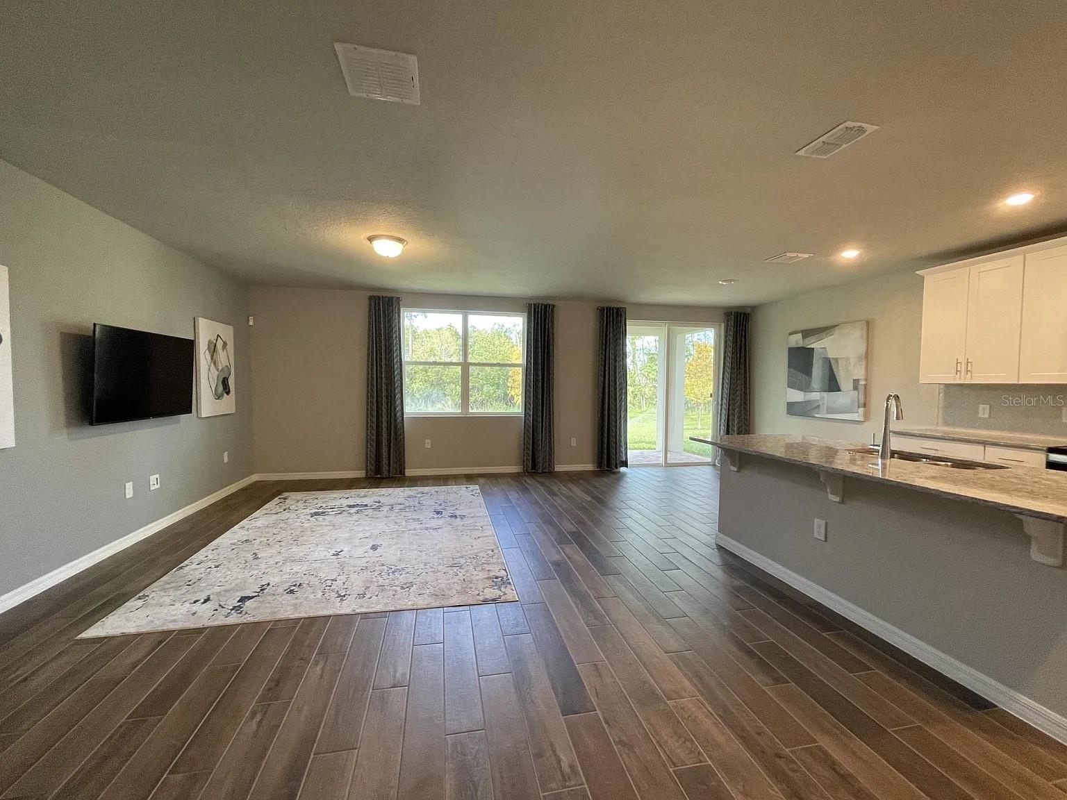 Image 4 of 21 For 17135 Cagan Crossings Boulevard