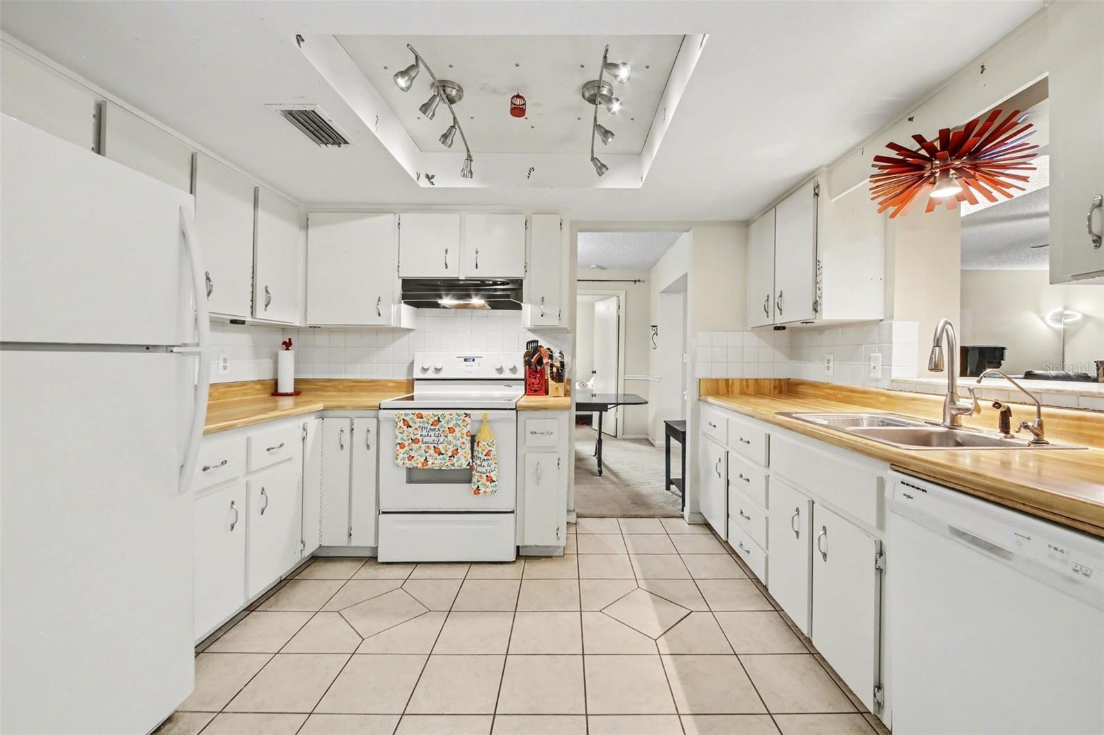 Image 6 of 32 For 1225 Greens Dairy Road