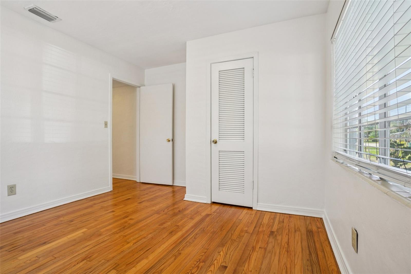 Image 24 of 61 For 1816 Weltin Street