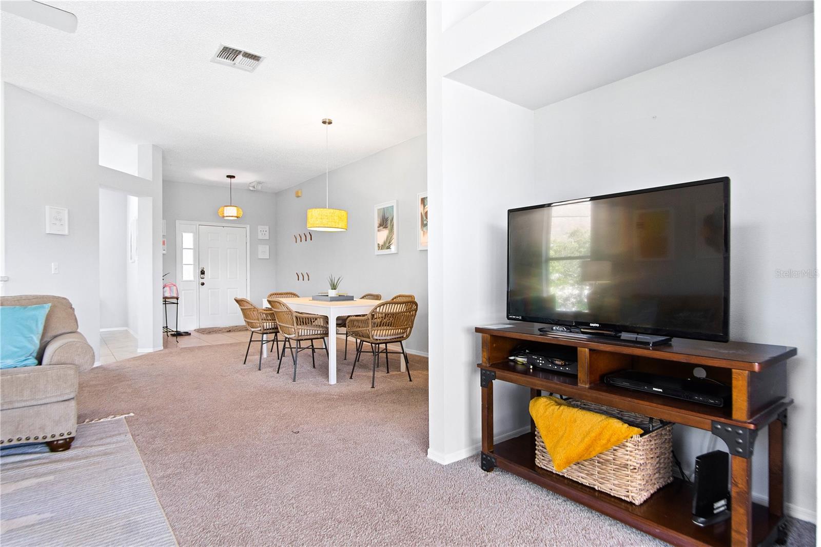 Image 4 of 25 For 130 Mary Jo Lane