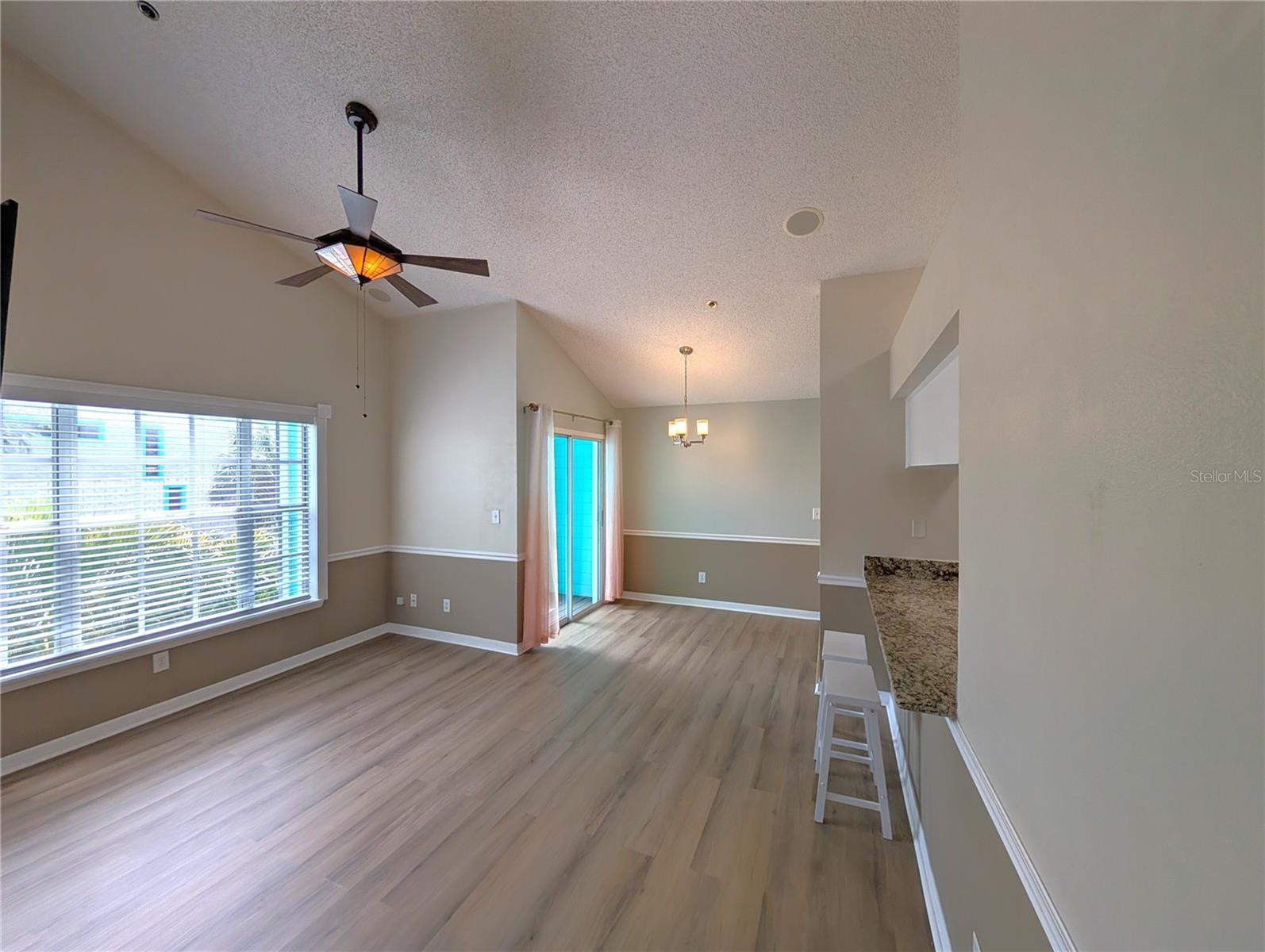 Image 5 of 15 For 3002 Cleveland Street E10