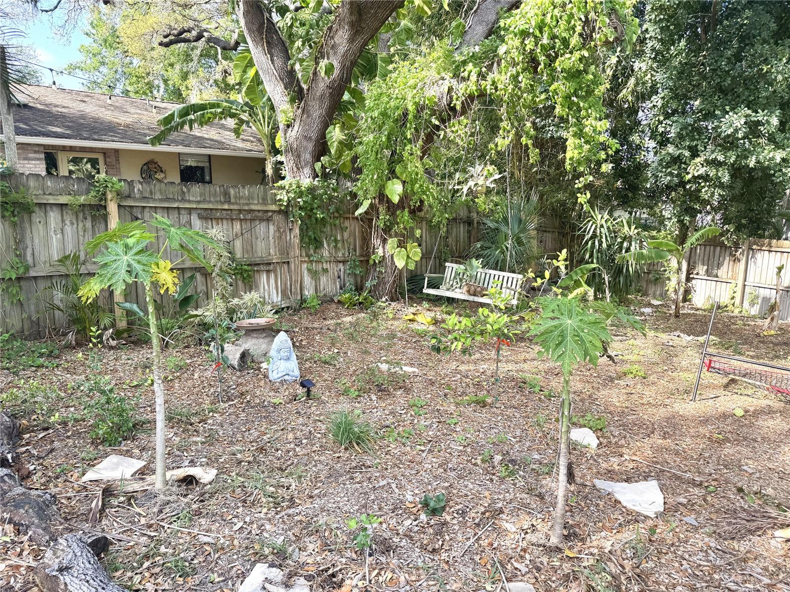 Image 4 of 20 For 2098 Brent Place