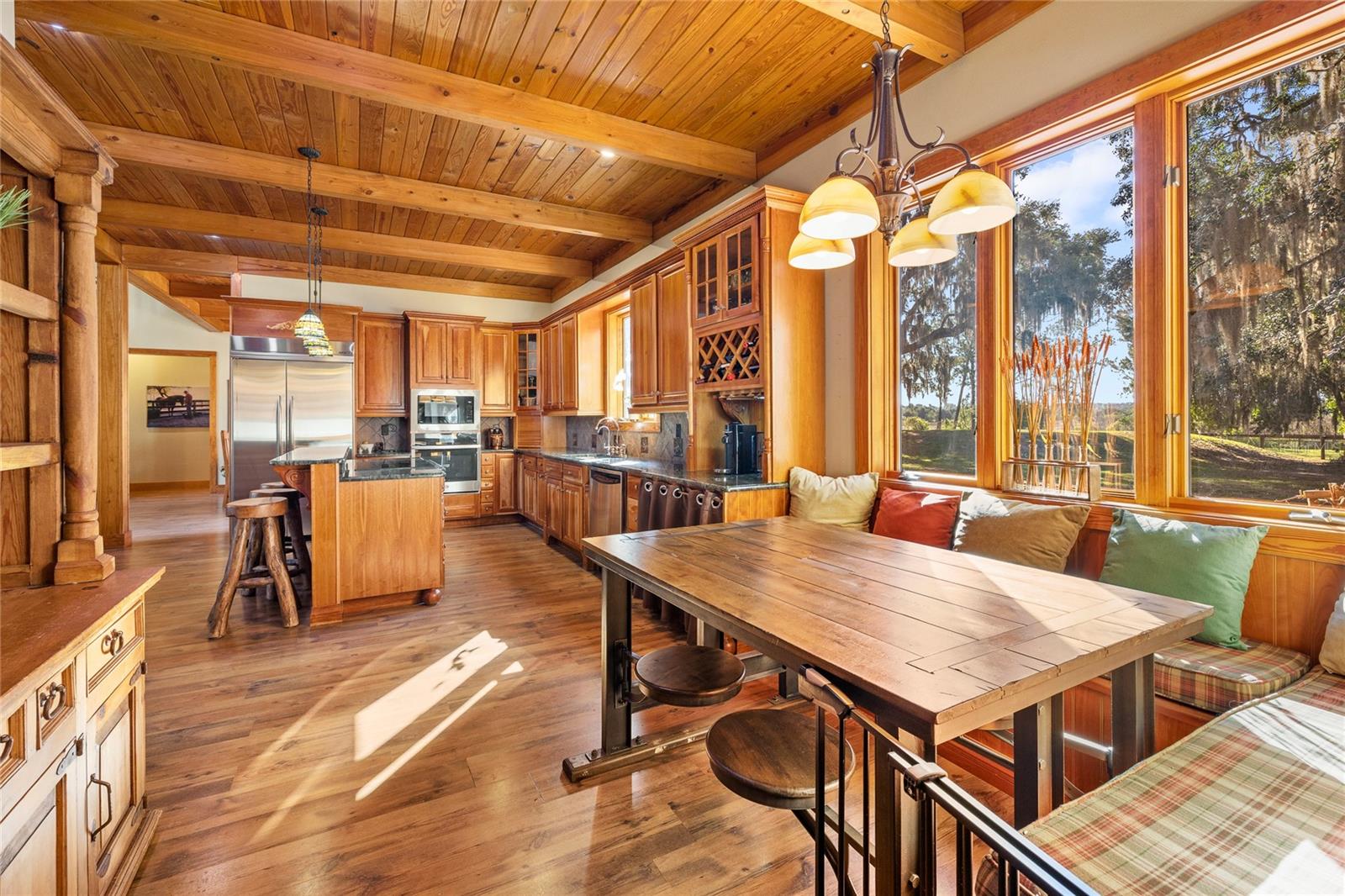 Image 22 of 96 For 10925 Arrowtree Boulevard