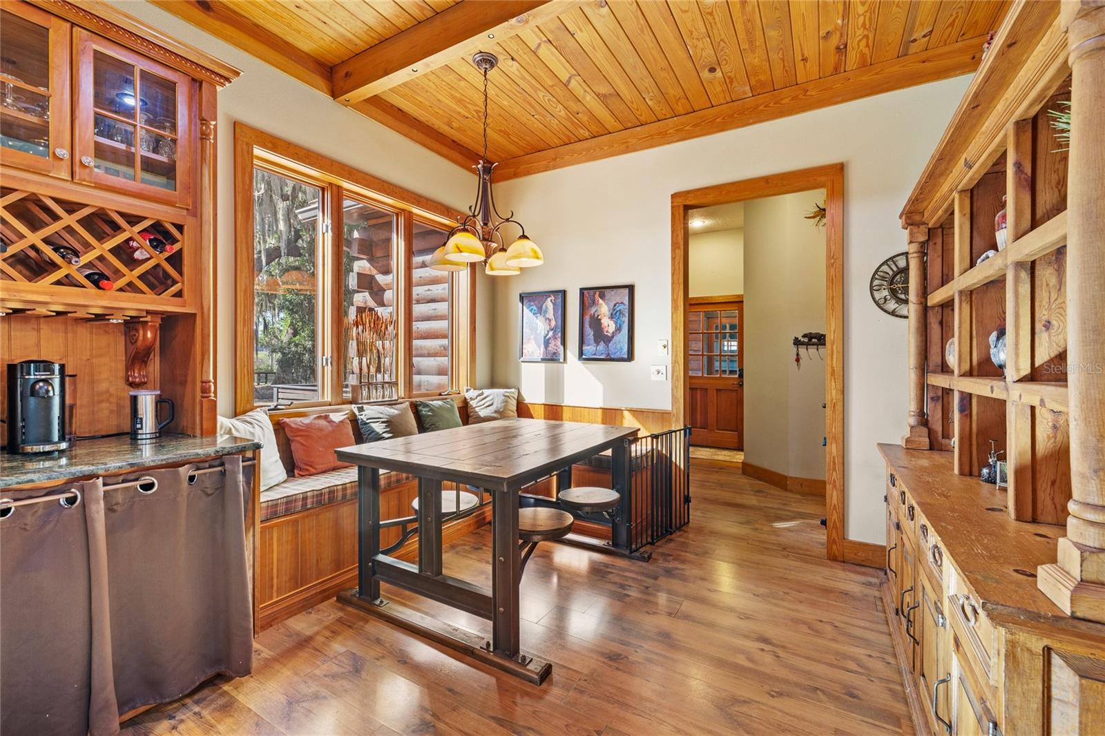 Image 23 of 96 For 10925 Arrowtree Boulevard