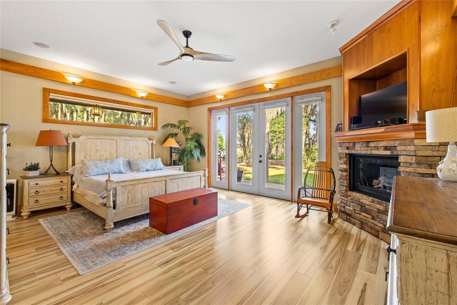 Image 27 of 96 For 10925 Arrowtree Boulevard