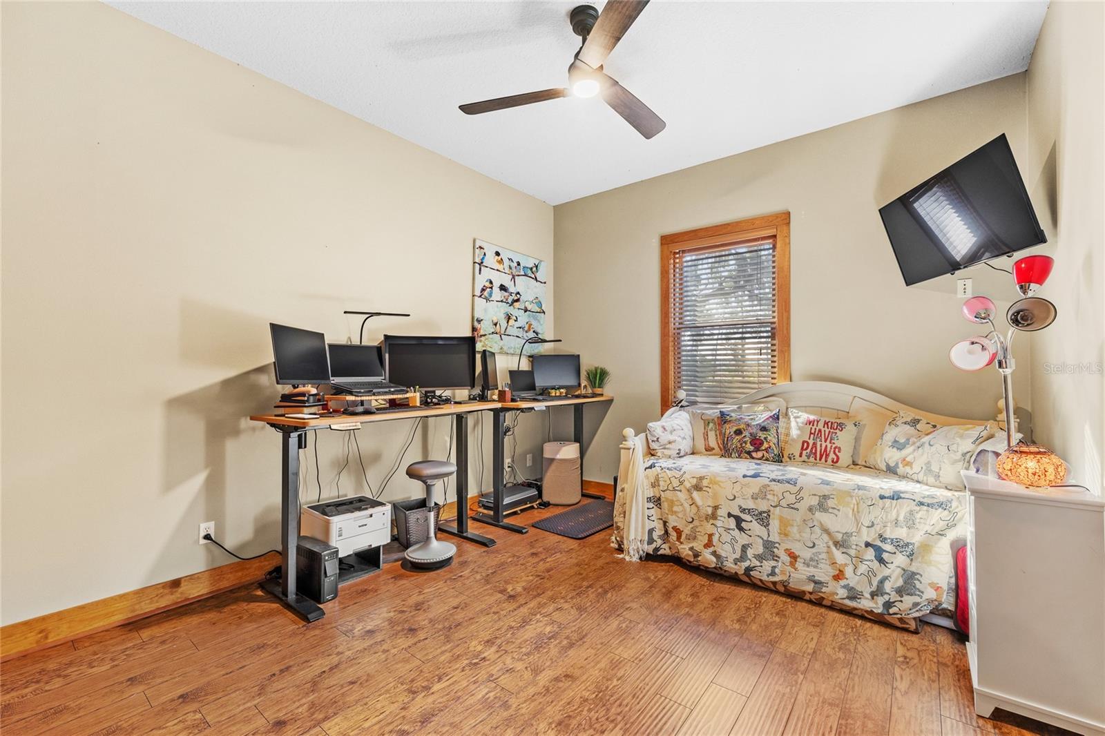 Image 31 of 96 For 10925 Arrowtree Boulevard