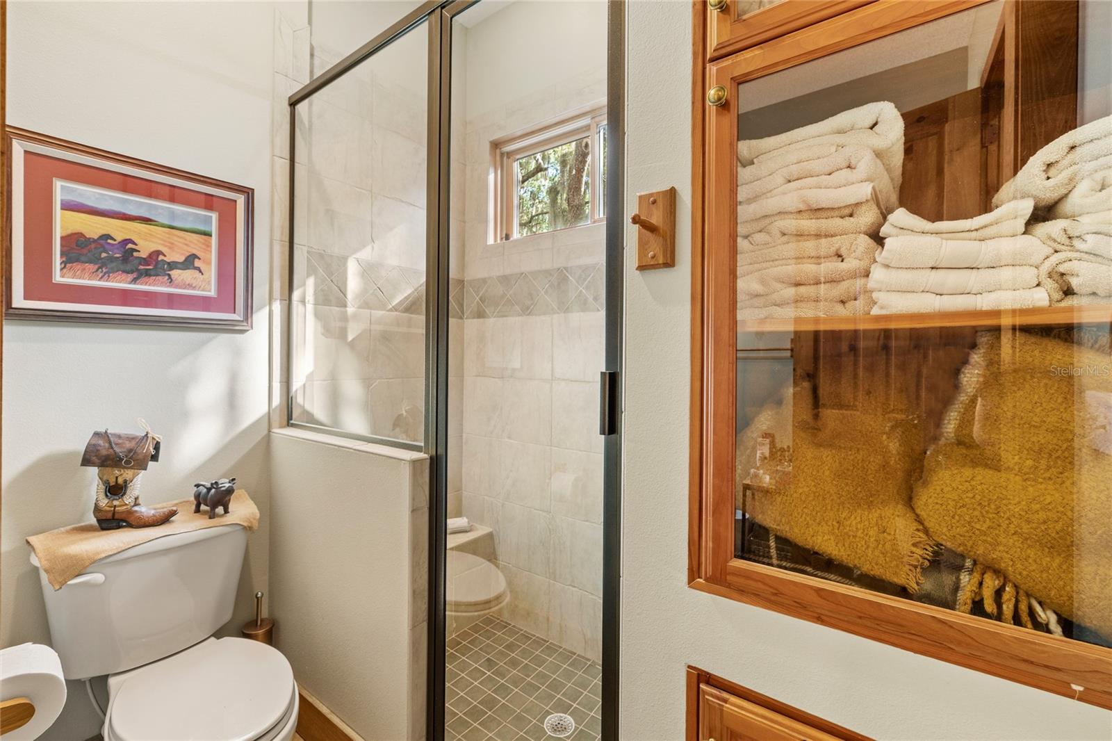 Image 34 of 96 For 10925 Arrowtree Boulevard