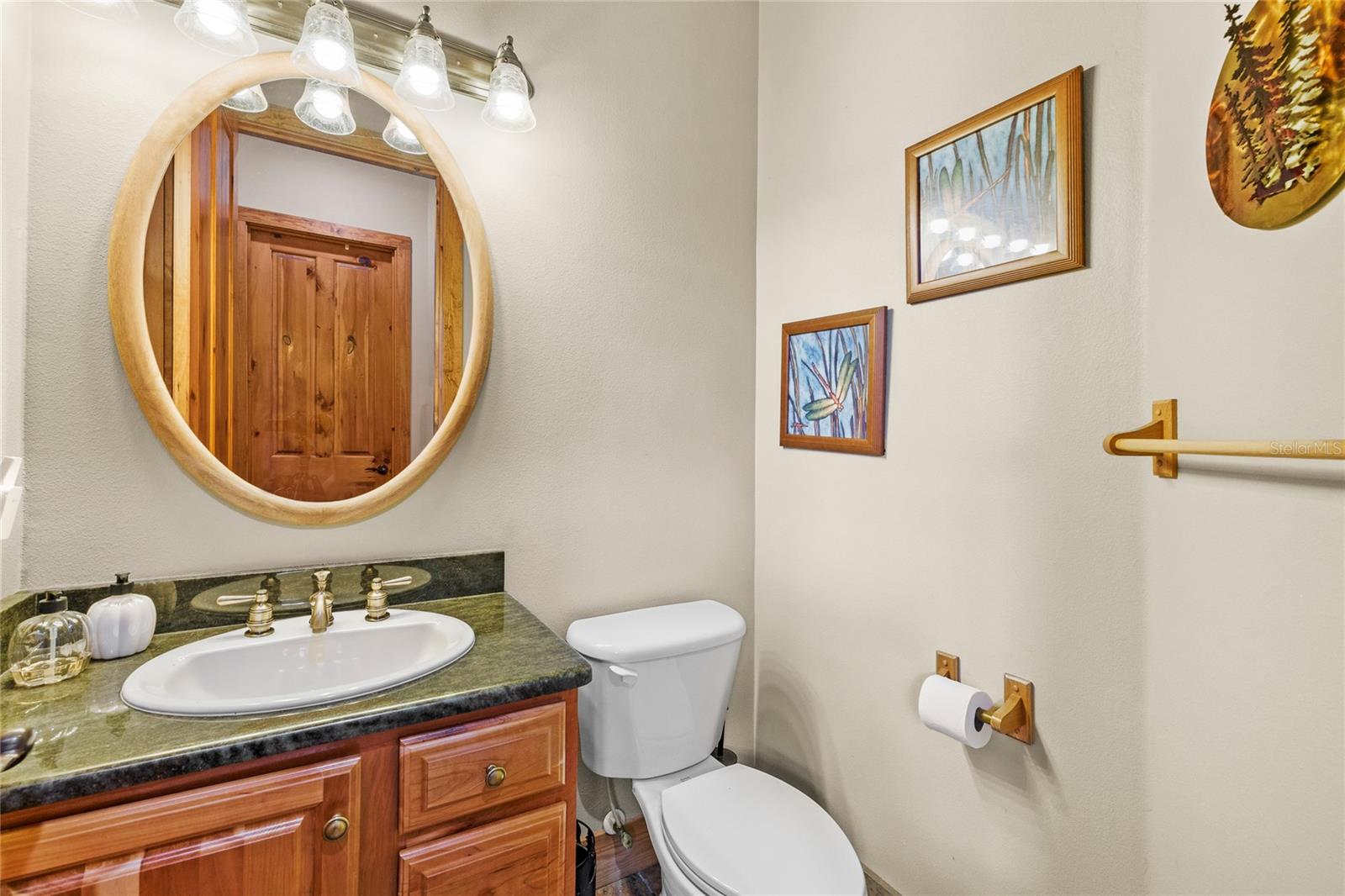 Image 35 of 96 For 10925 Arrowtree Boulevard