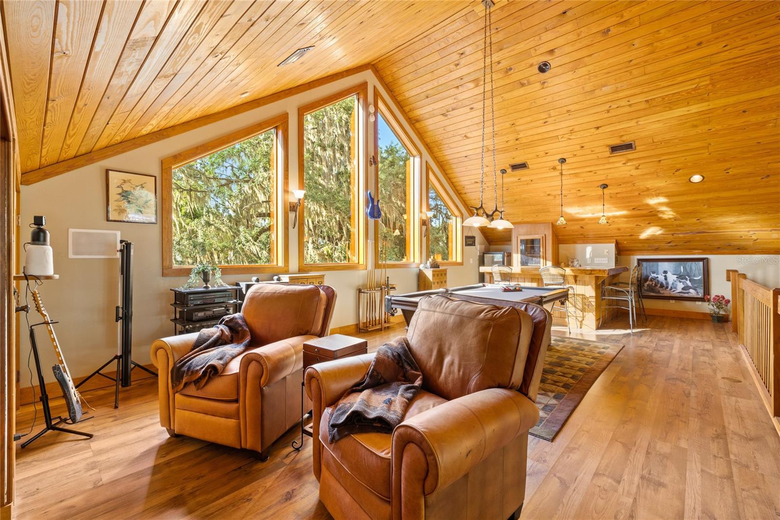 Image 37 of 96 For 10925 Arrowtree Boulevard