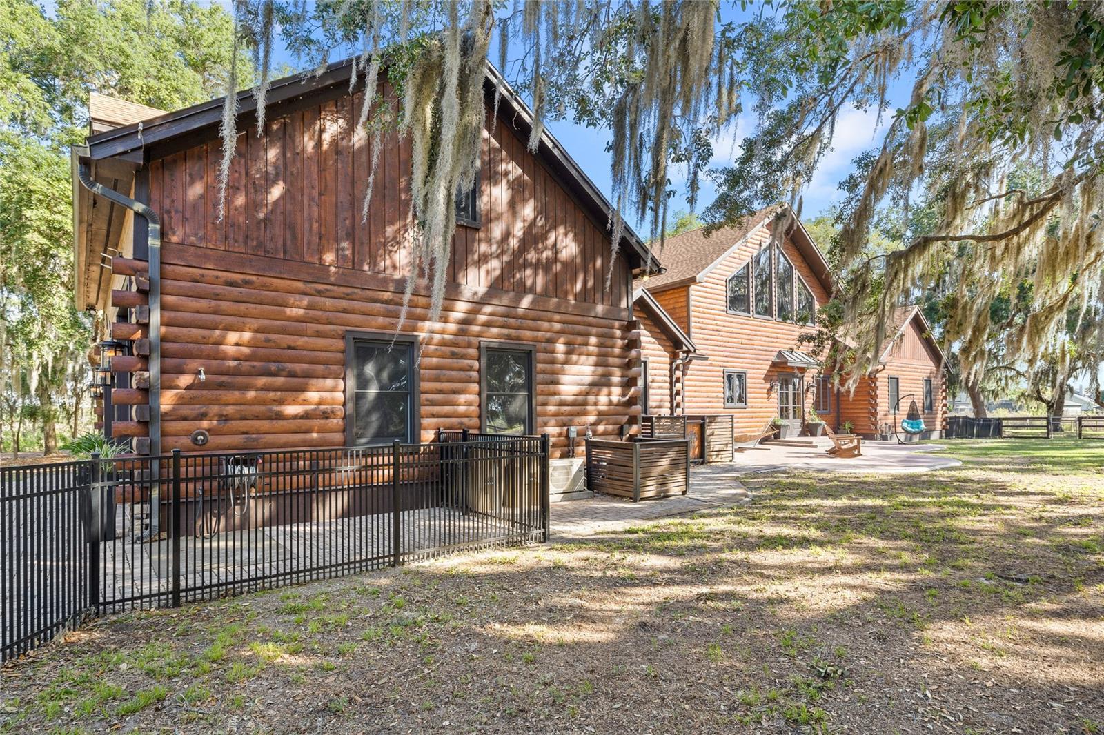 Image 51 of 96 For 10925 Arrowtree Boulevard
