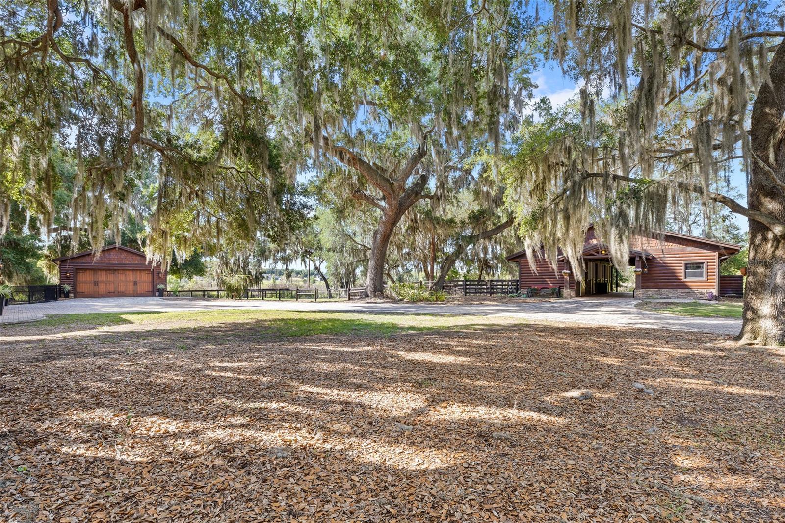 Image 74 of 96 For 10925 Arrowtree Boulevard