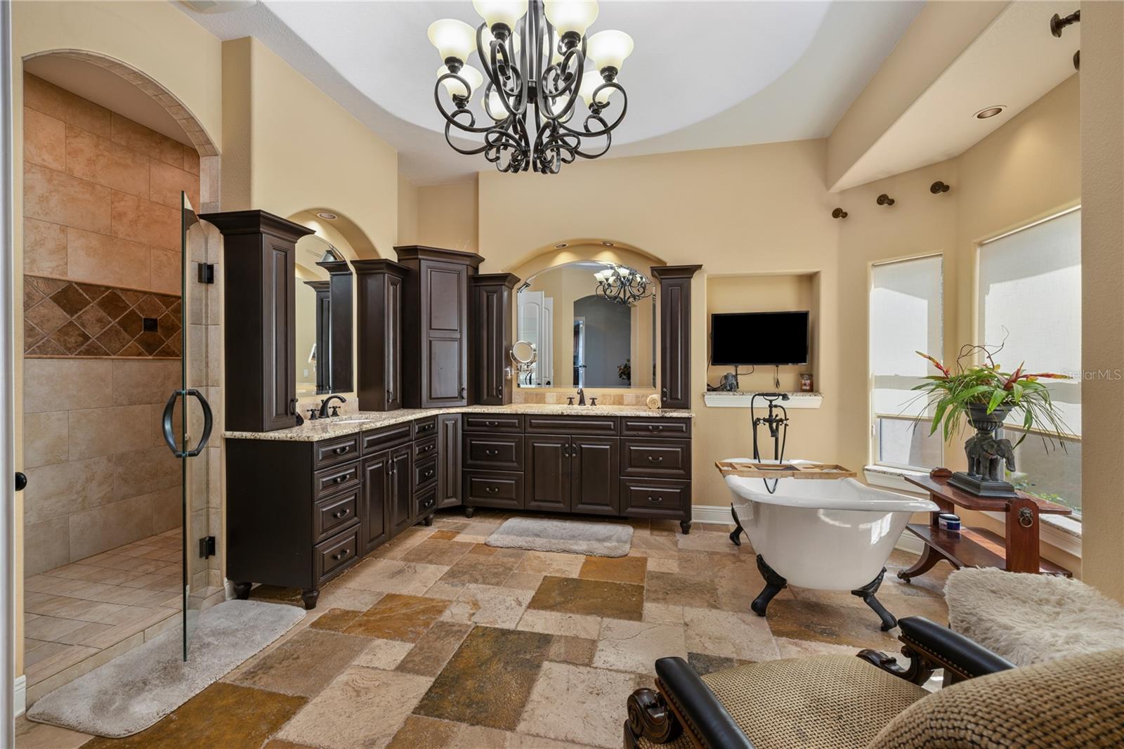 Image 25 of 78 For 5475 Lake Jessamine Drive