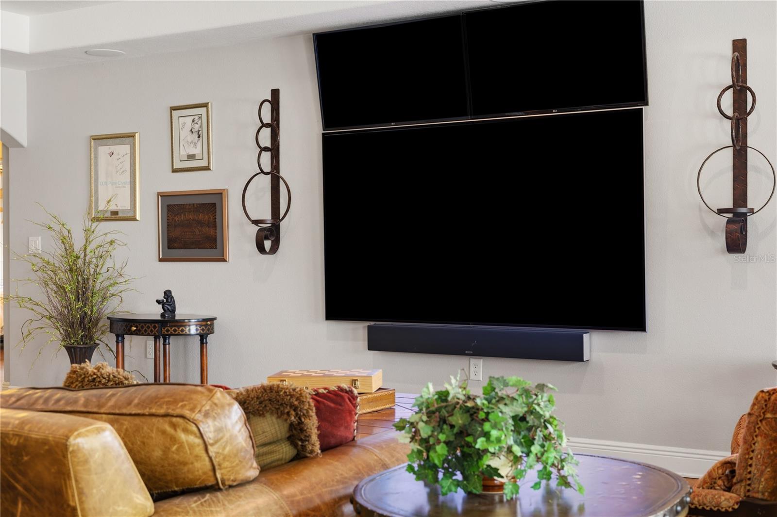 Image 7 of 78 For 5475 Lake Jessamine Drive