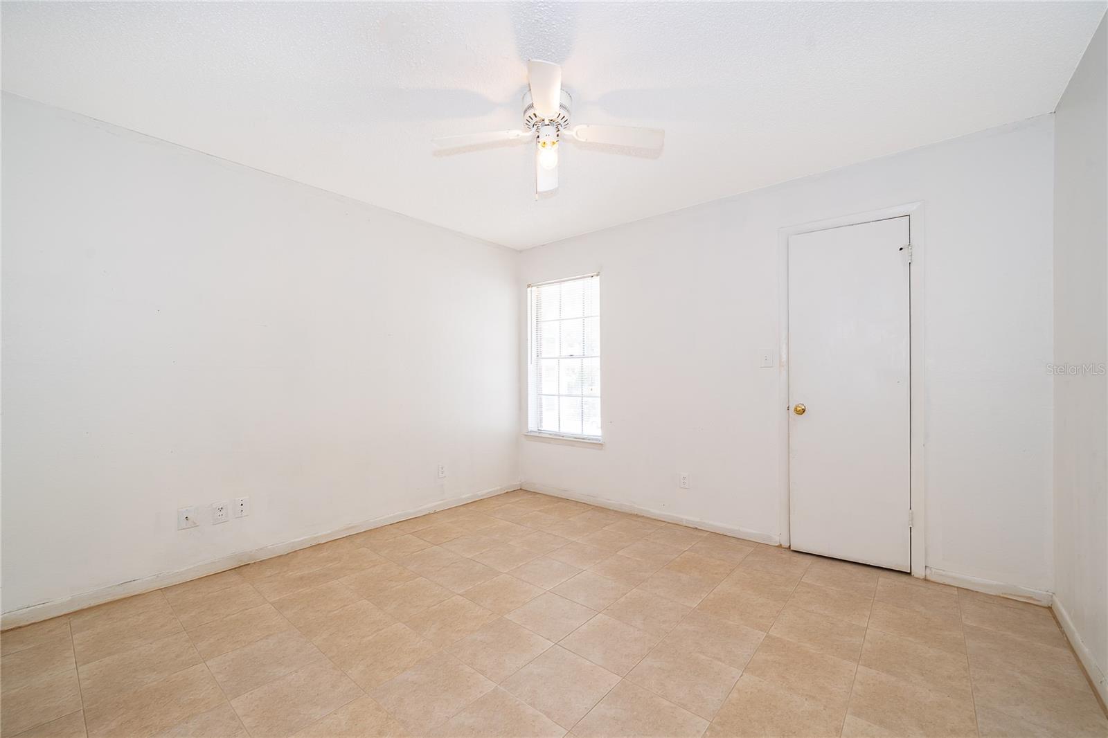 Image 14 of 22 For 4367 Thornbriar Lane 206