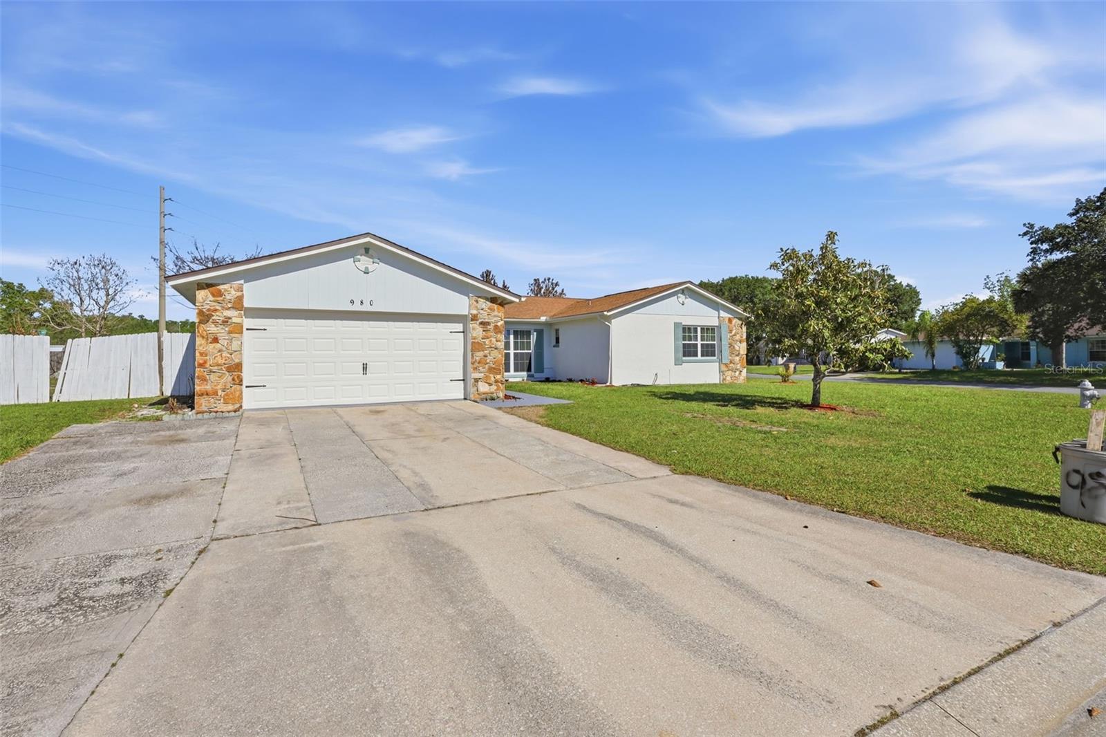 Image 40 of 41 For 980 Hickory Court