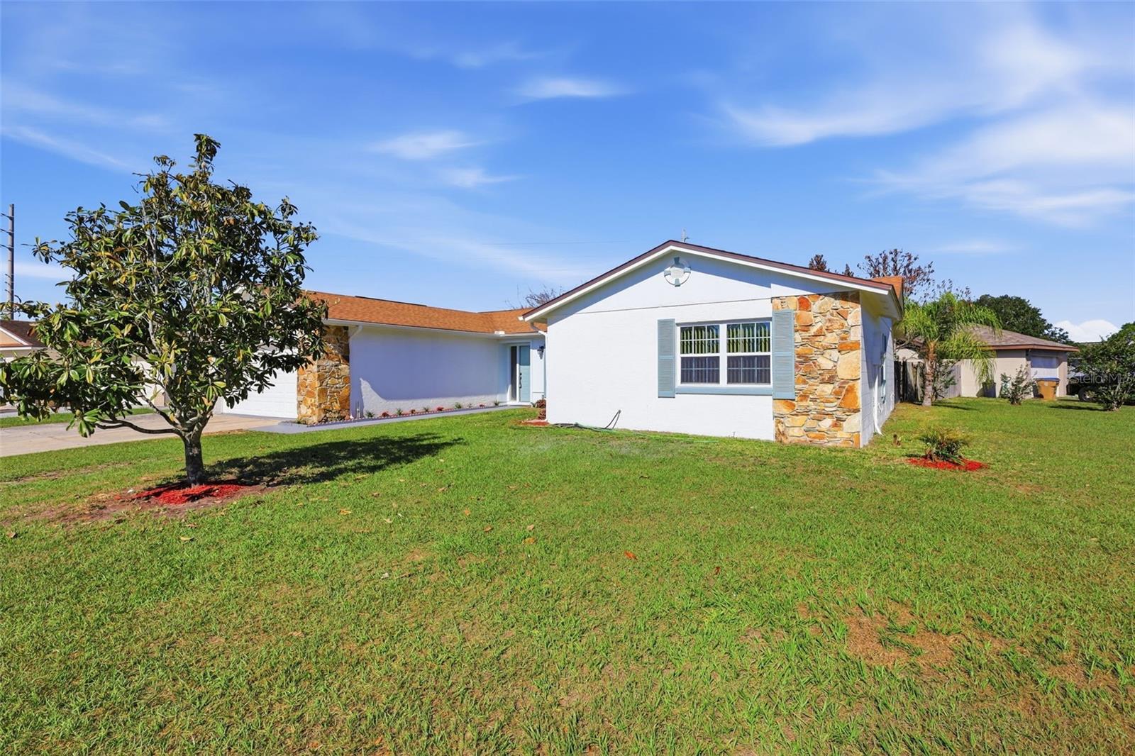 Image 41 of 41 For 980 Hickory Court