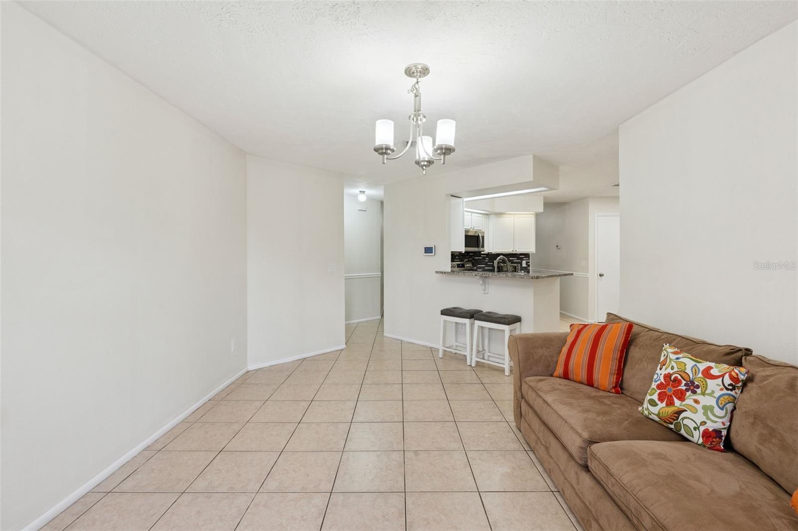 Image 7 of 32 For 932 Ocala Woods Lane