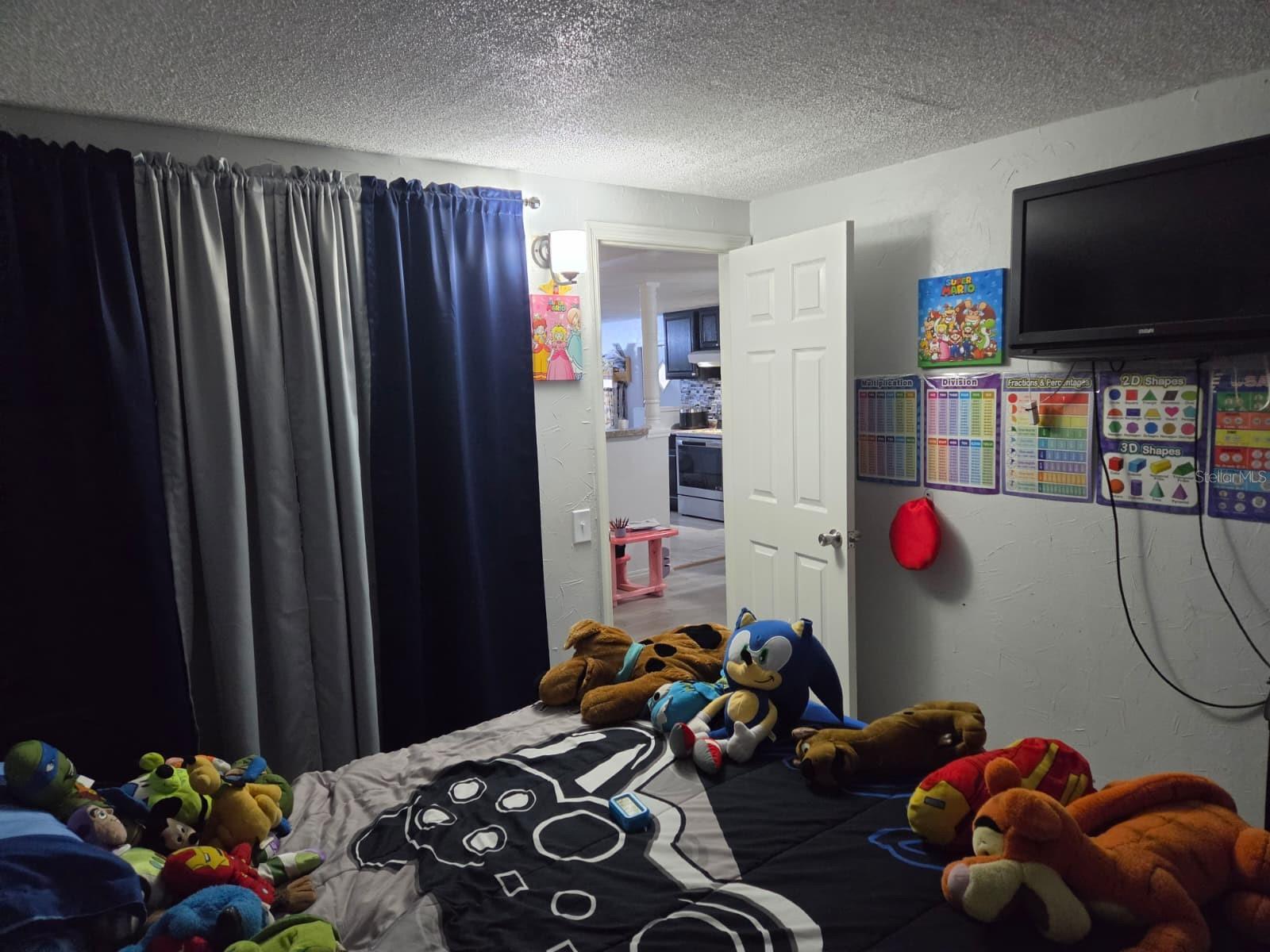 Image 12 of 37 For 6663 Pompeii Road