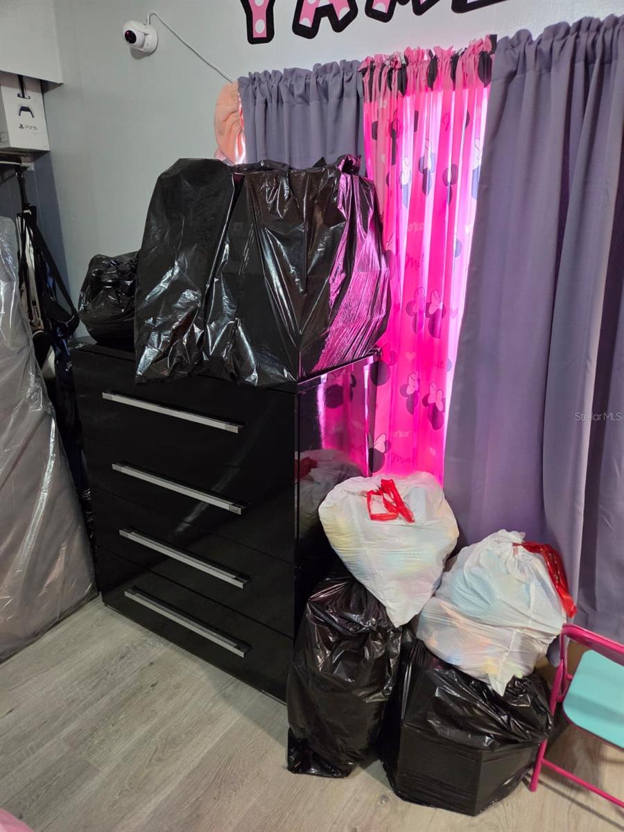 Image 20 of 37 For 6663 Pompeii Road