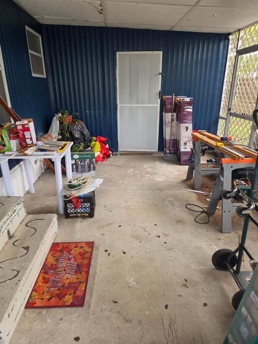 Image 29 of 37 For 6663 Pompeii Road