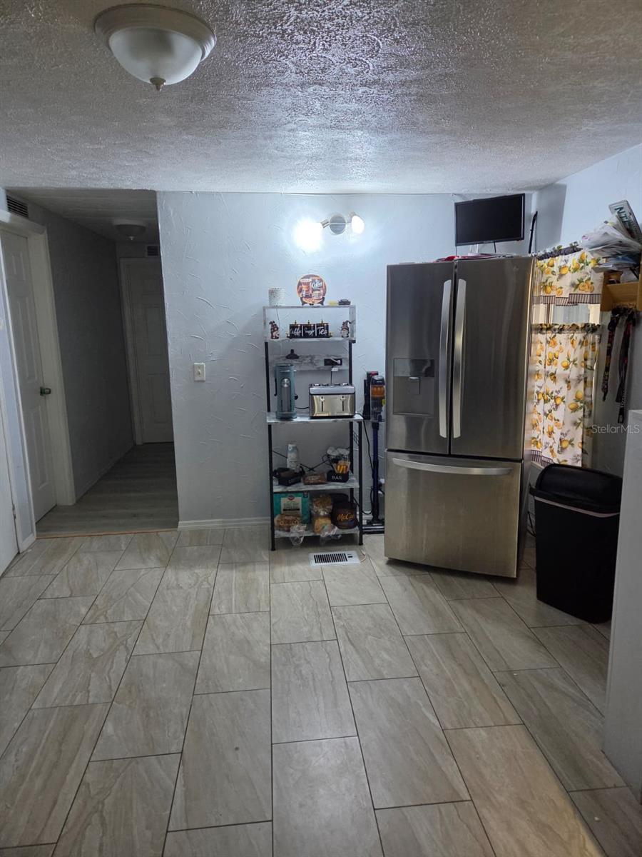 Image 3 of 37 For 6663 Pompeii Road