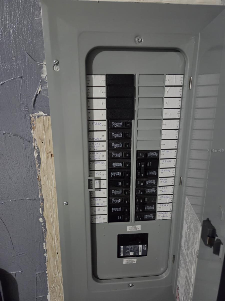 Image 33 of 37 For 6663 Pompeii Road