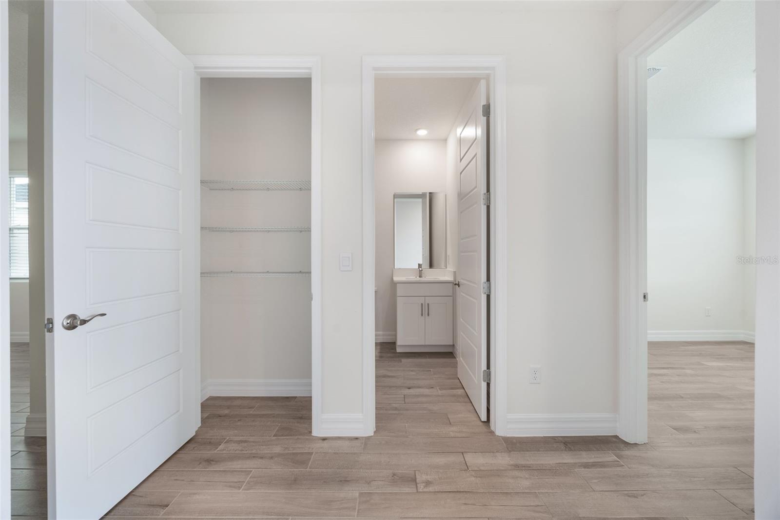 Image 6 of 32 For 2277 Hamden Way