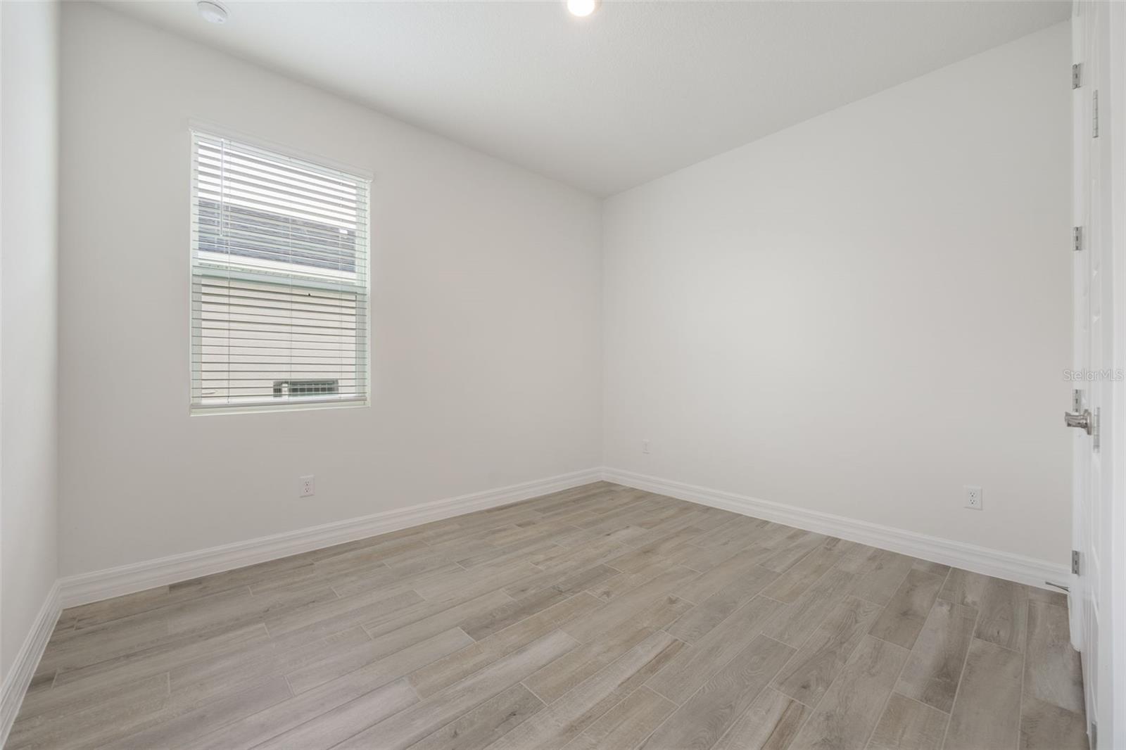 Image 9 of 32 For 2277 Hamden Way