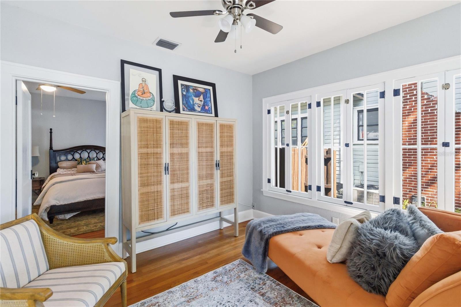 Image 18 of 41 For 122 Mills Avenue