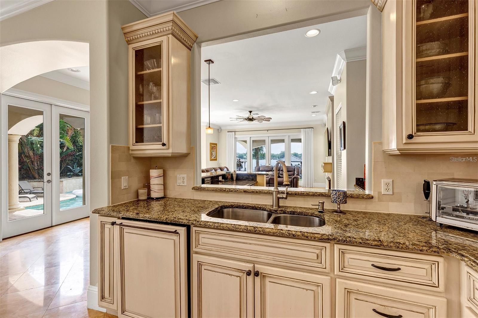 Image 13 of 44 For 2616 Westmoreland Drive