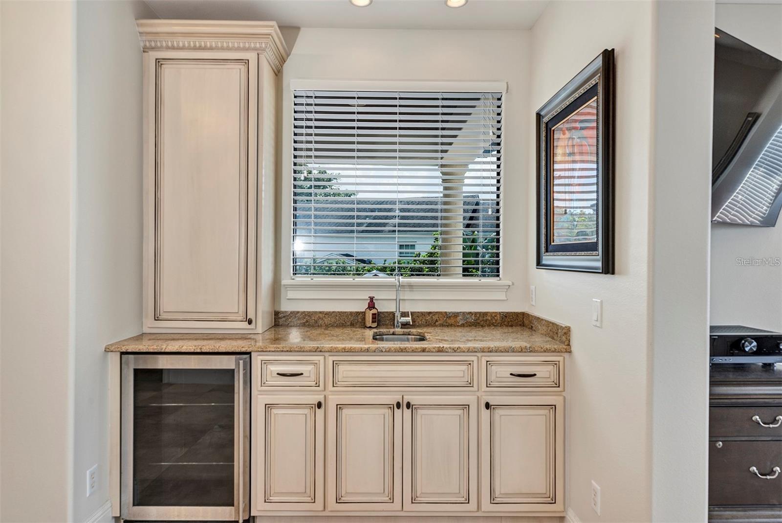 Image 37 of 44 For 2616 Westmoreland Drive