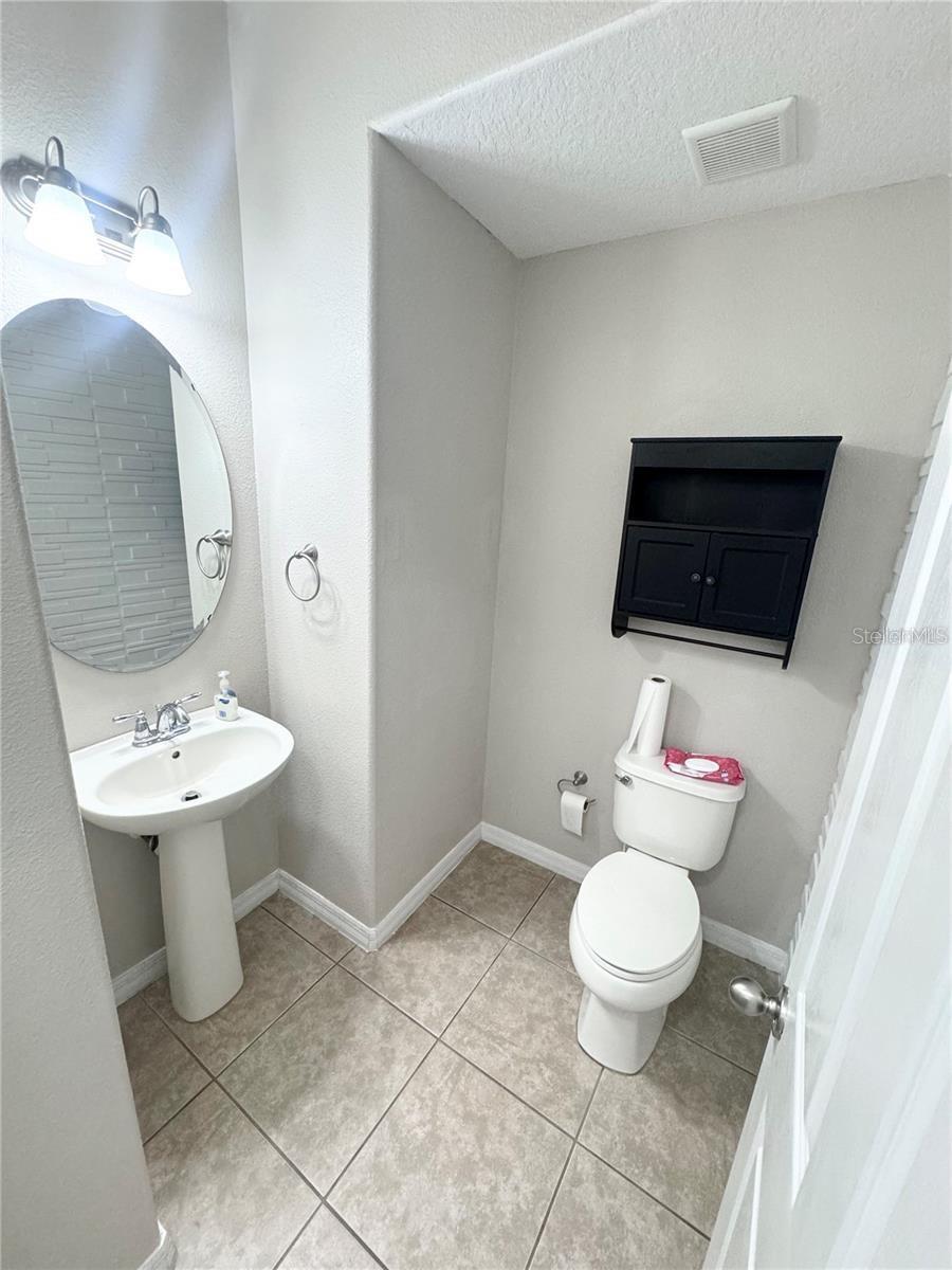 Image 13 of 25 For 9319 Strongbark Lane