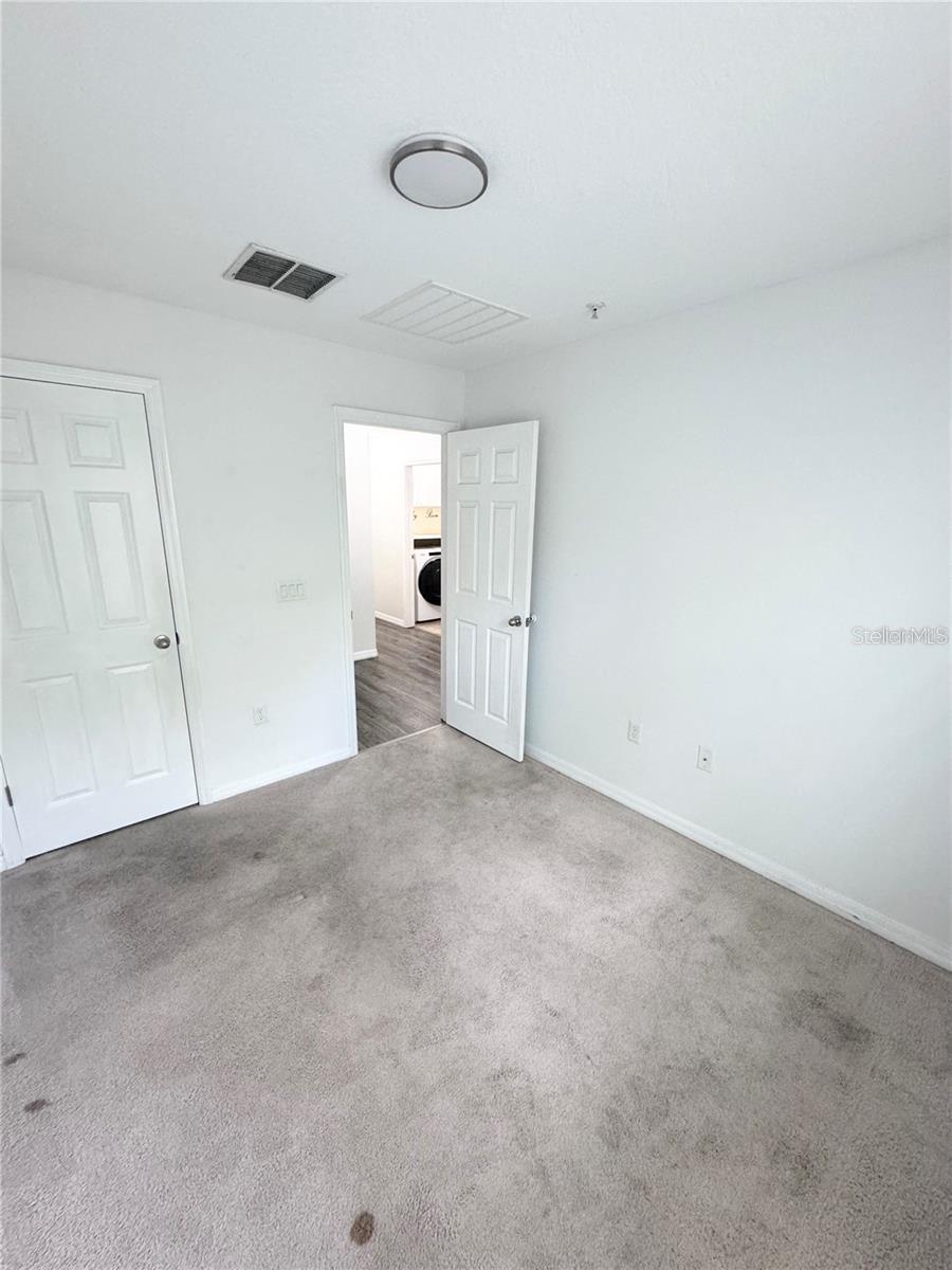 Image 21 of 25 For 9319 Strongbark Lane