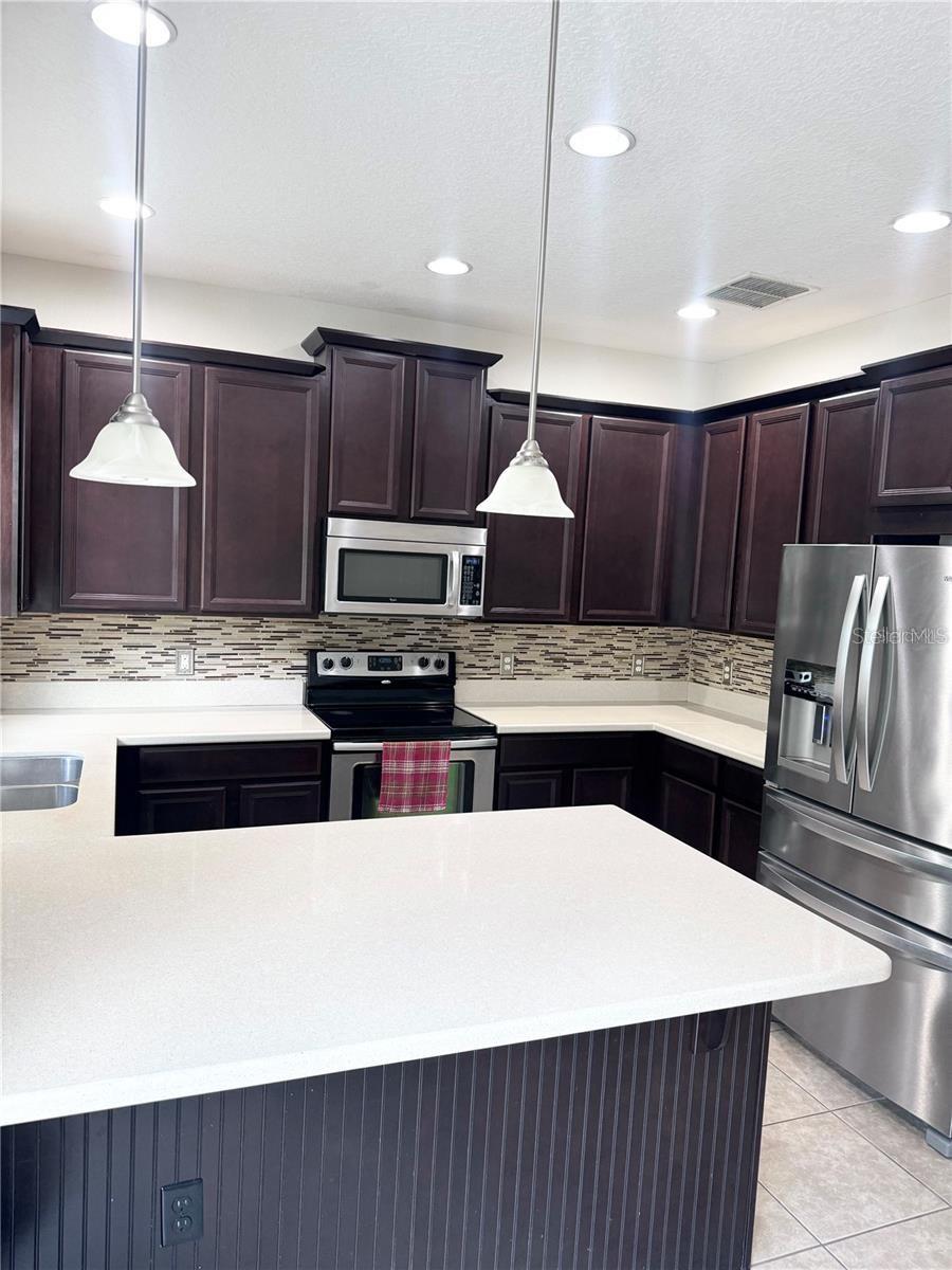 Image 9 of 25 For 9319 Strongbark Lane