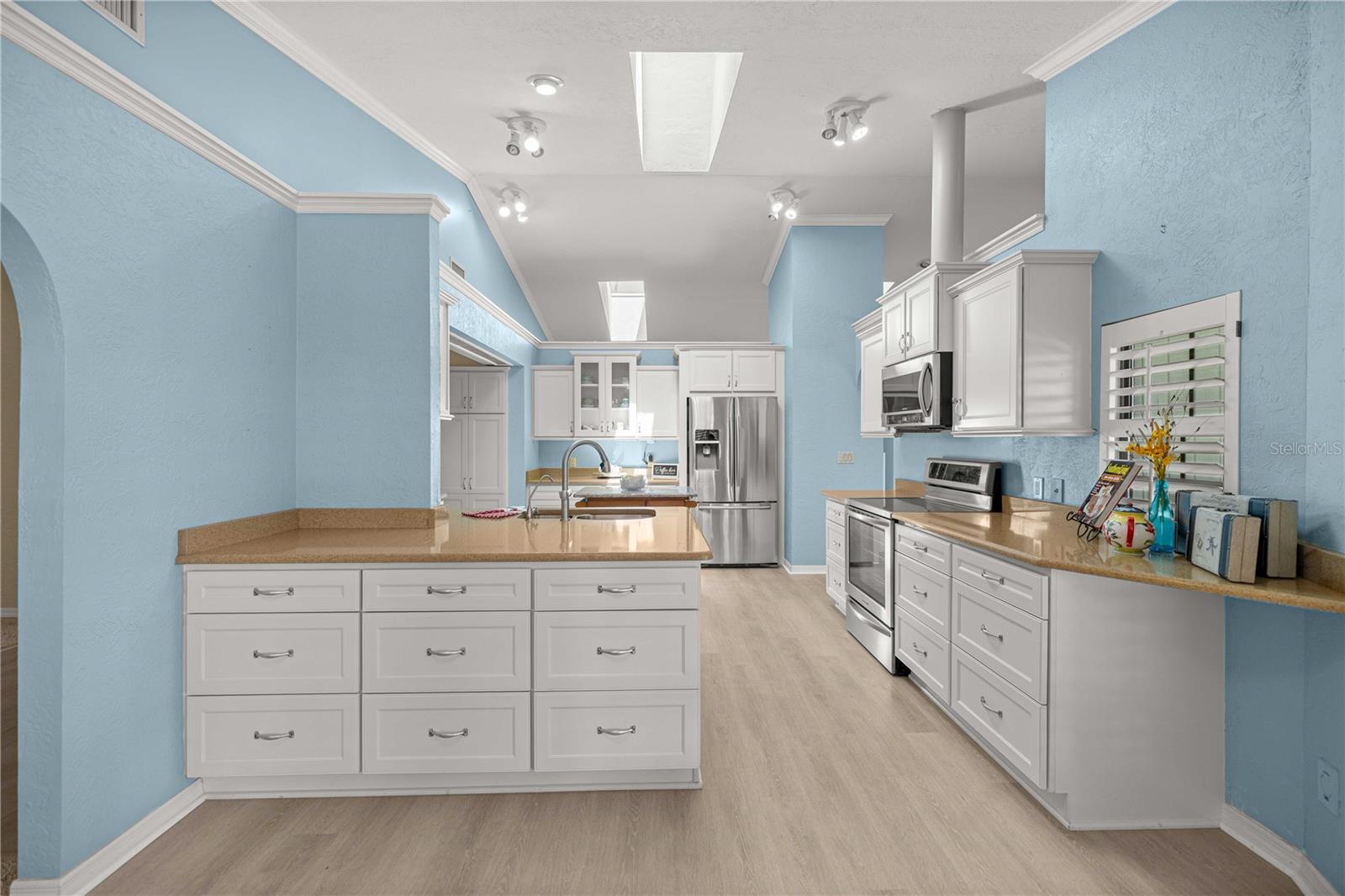 Image 25 of 62 For 1010 120th Place