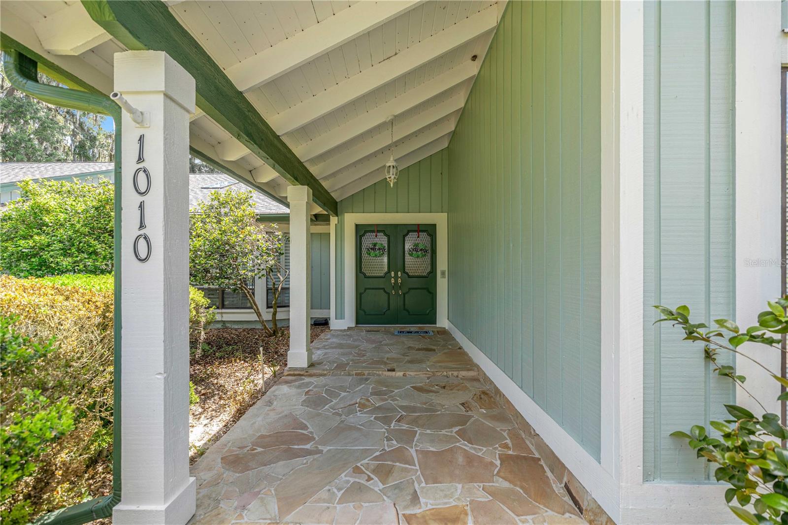 Image 4 of 62 For 1010 120th Place