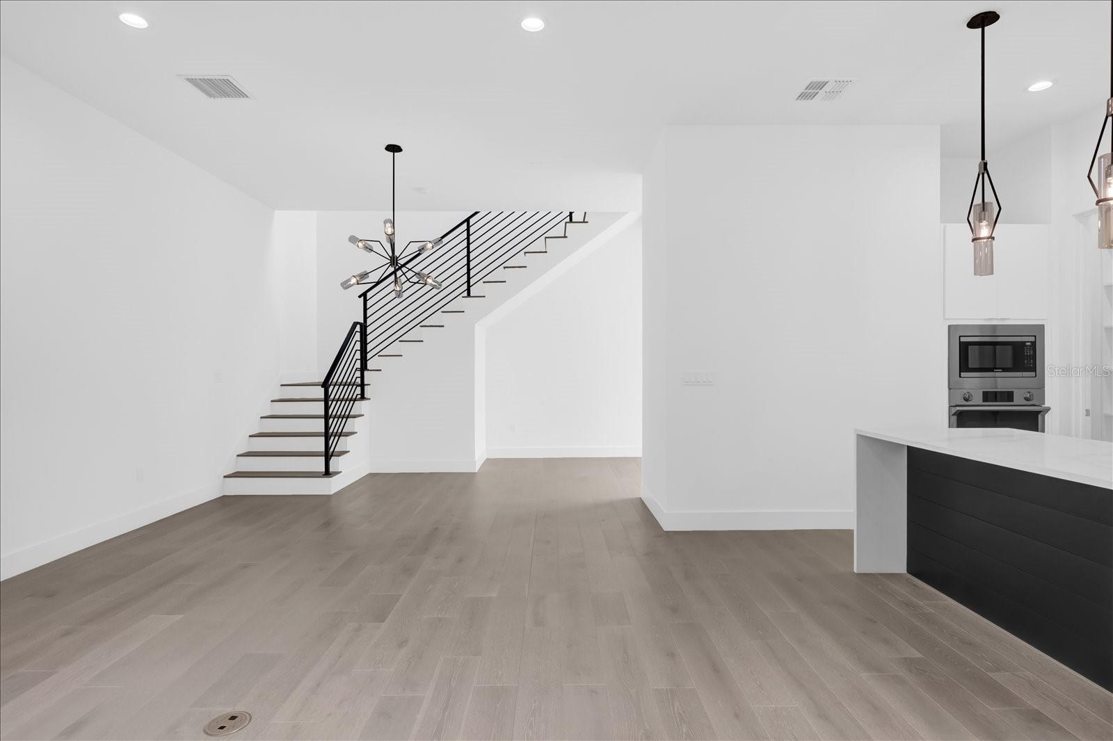 Image 15 of 44 For 1776 Mondrian Circle