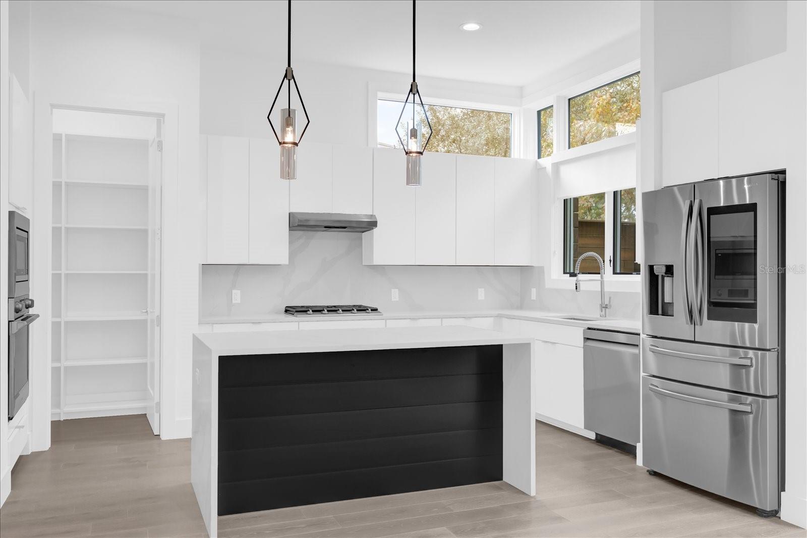 Image 16 of 44 For 1776 Mondrian Circle