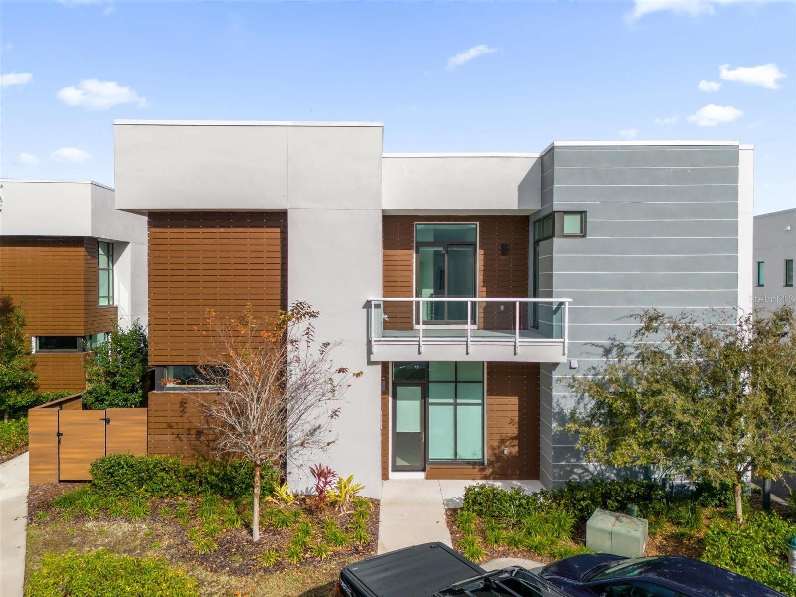 Image 2 of 44 For 1776 Mondrian Circle