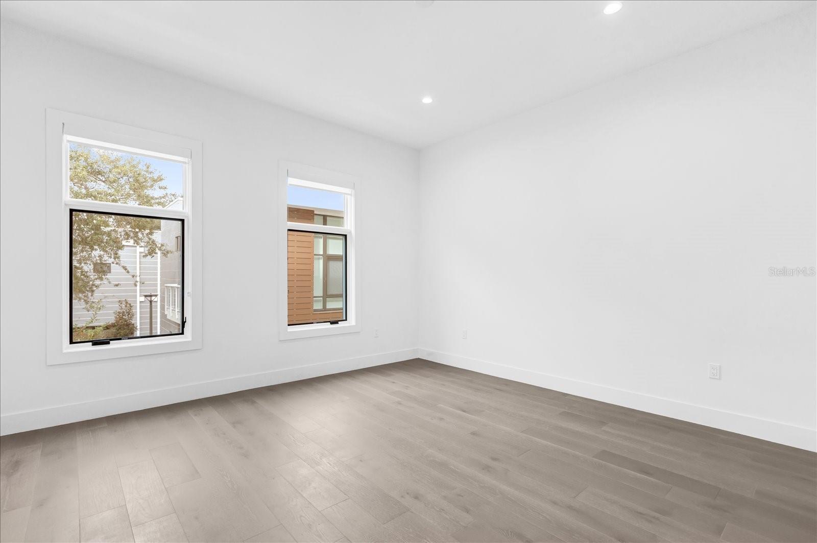 Image 25 of 44 For 1776 Mondrian Circle