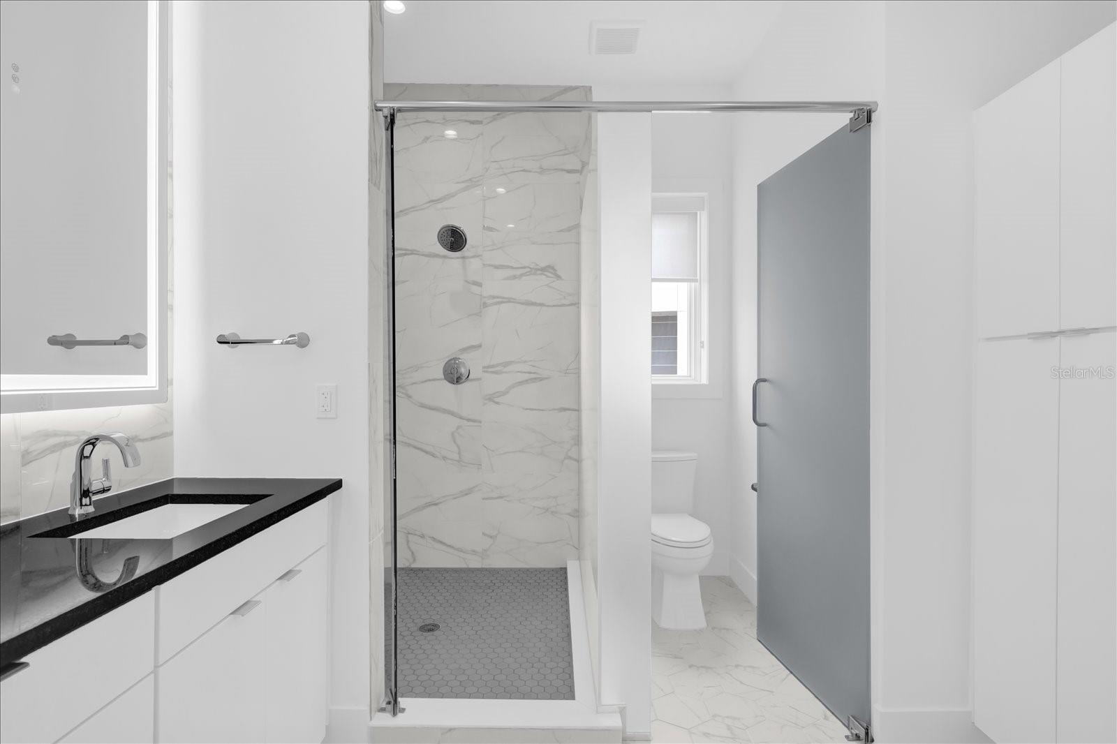 Image 35 of 44 For 1776 Mondrian Circle