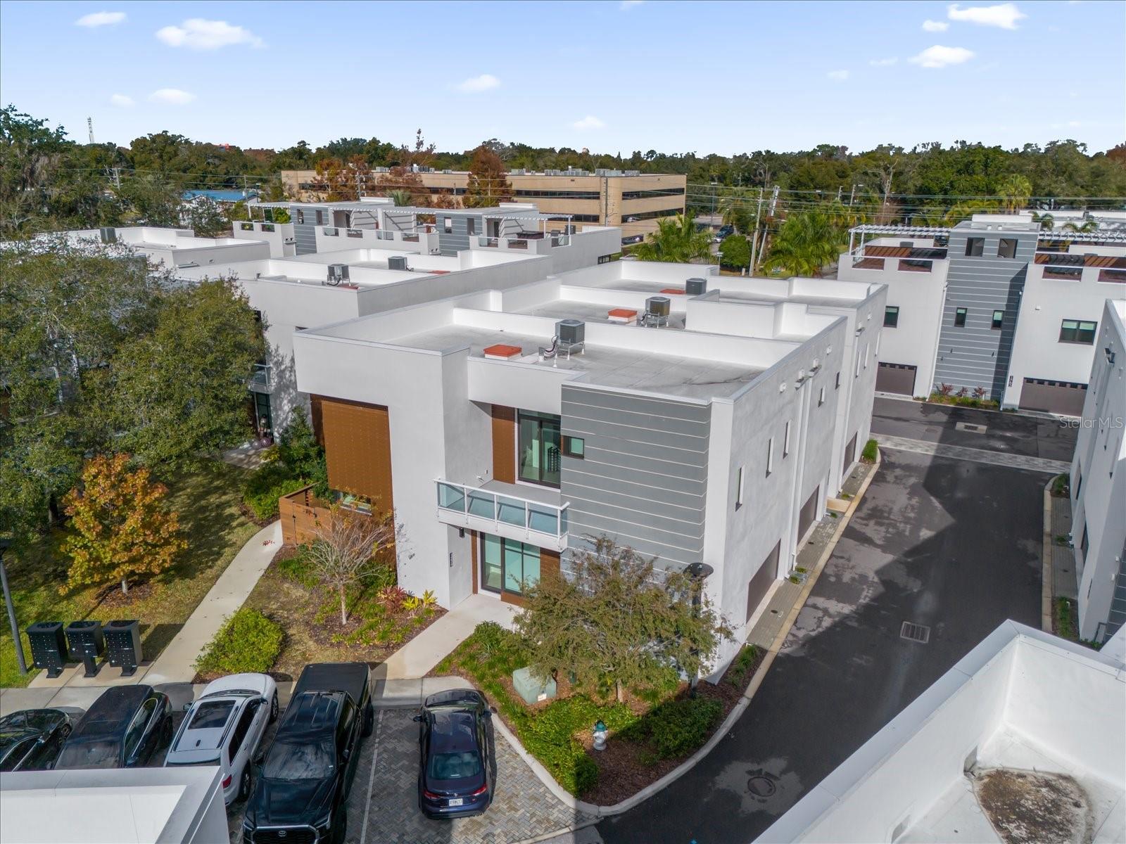 Image 39 of 44 For 1776 Mondrian Circle