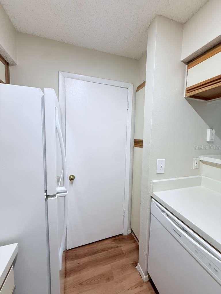 Image 12 of 21 For 315 Wymore Road 101