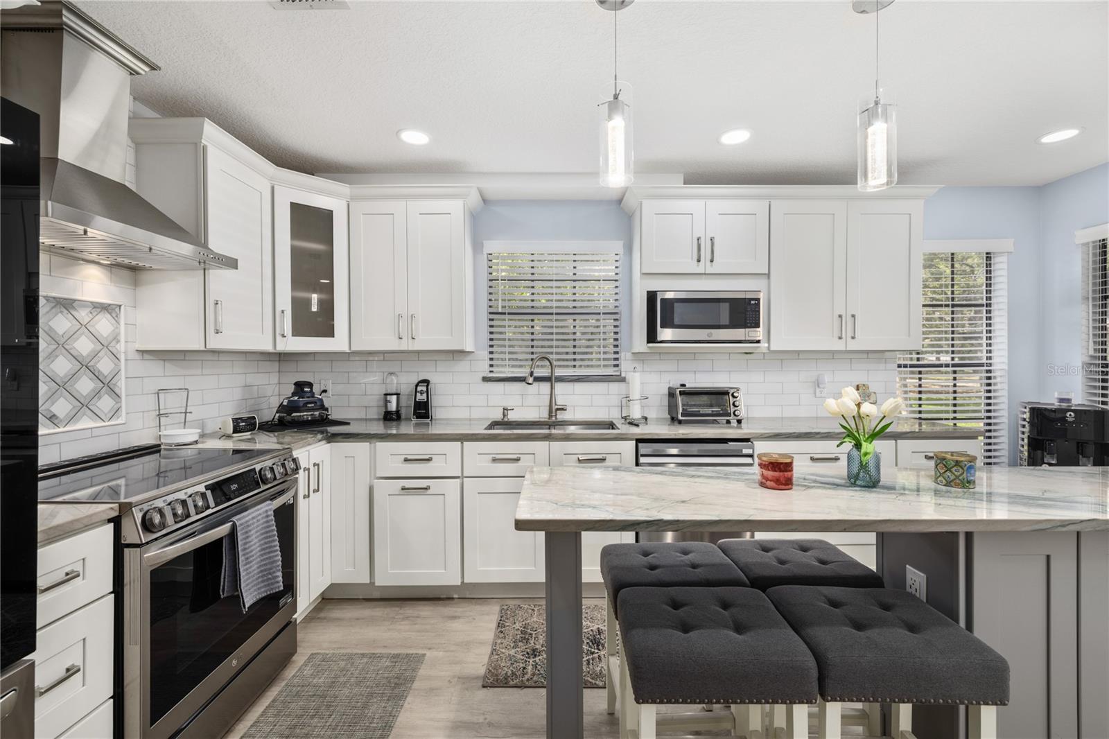 Image 14 of 45 For 938 Southridge Trail