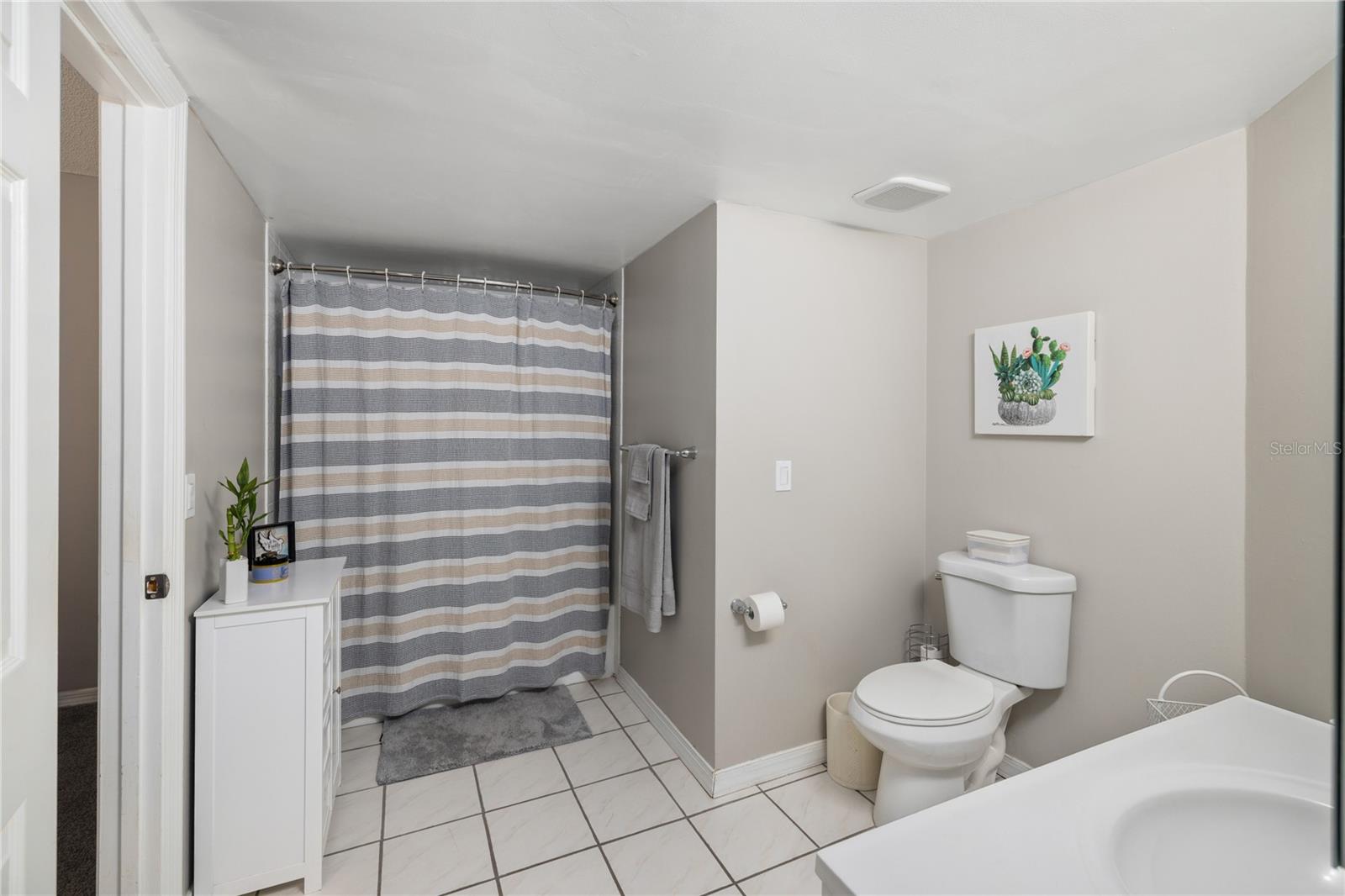 Image 28 of 45 For 938 Southridge Trail