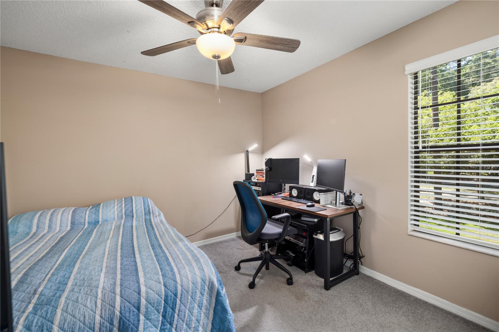 Image 30 of 45 For 938 Southridge Trail