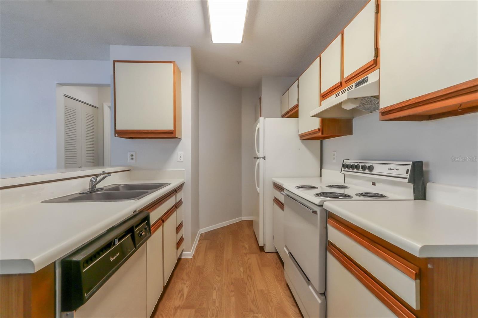 Image 11 of 22 For 625 Dory Lane 303