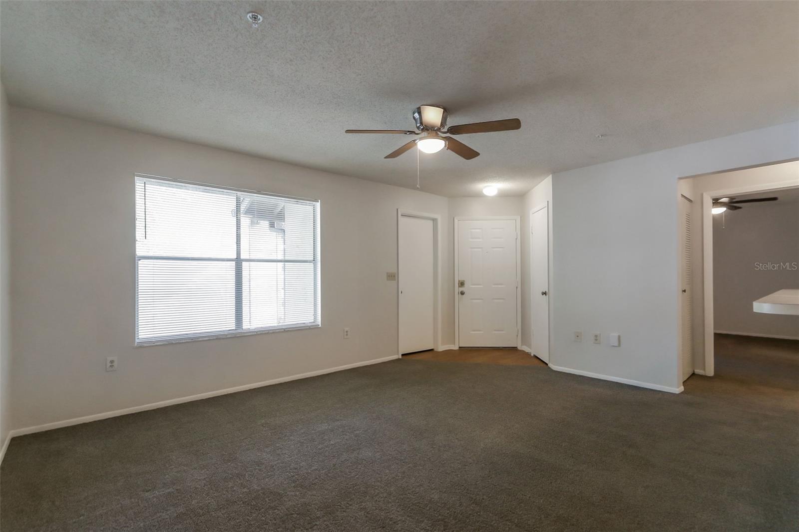 Image 16 of 22 For 625 Dory Lane 303