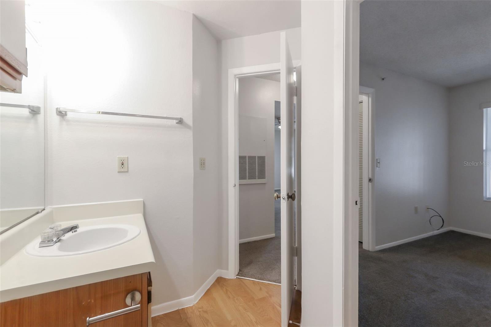 Image 21 of 22 For 625 Dory Lane 303