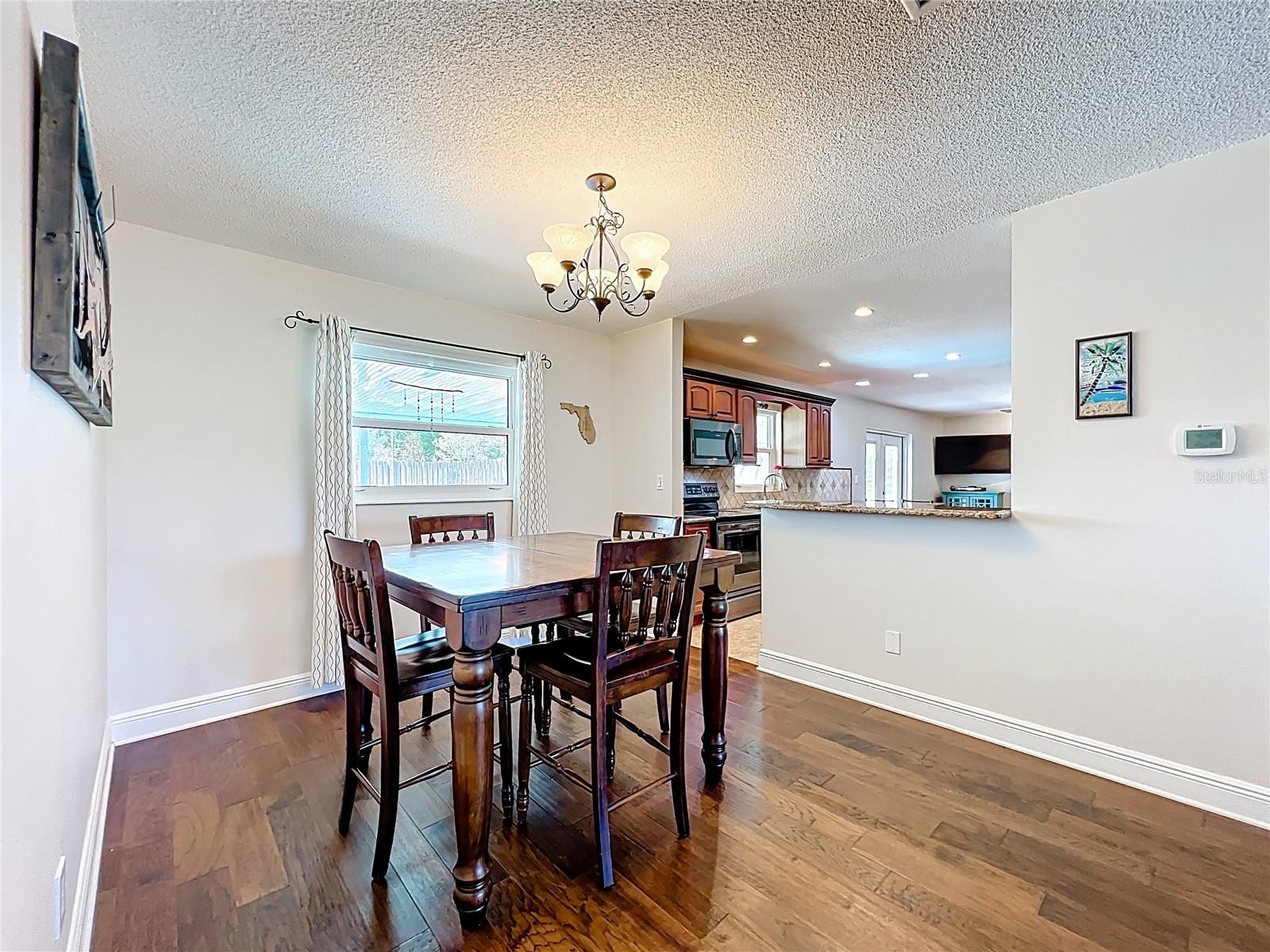 Image 21 of 54 For 1514 Lime Drive